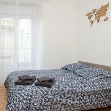 Huka - Centre Apartment Poitiers